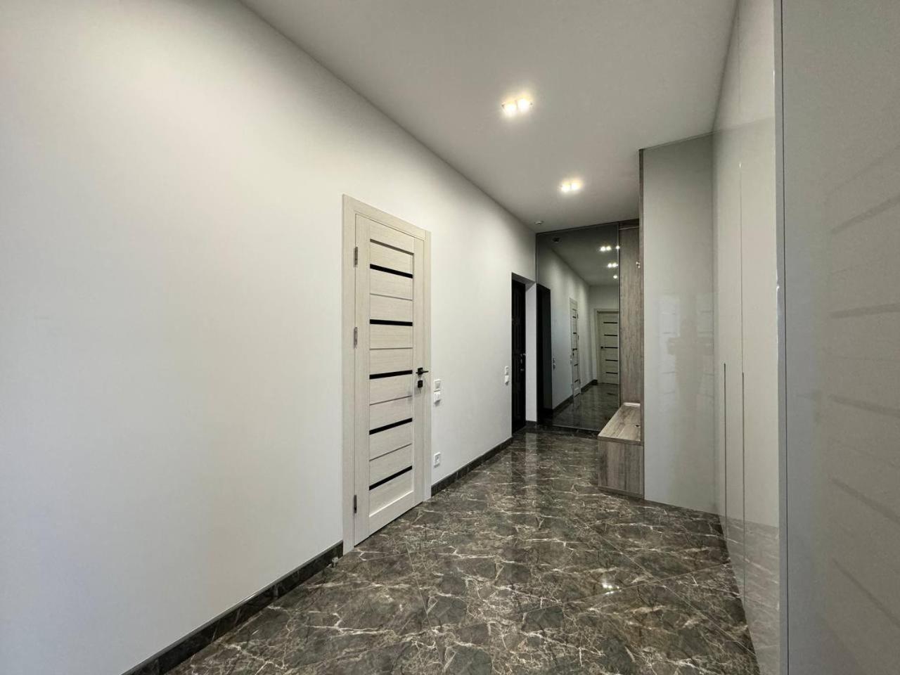 45 Pearl 2 Bedrooms Disign Apartment オデッサ エクステリア 写真